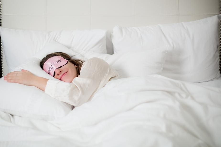 Matelas ressort et mousse contre les douleurs lombaires et dorsales